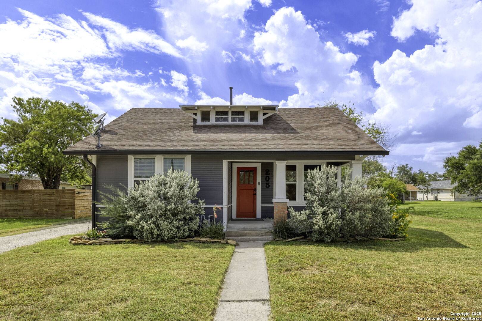 Poth, TX 78147,205 Westmeyer
