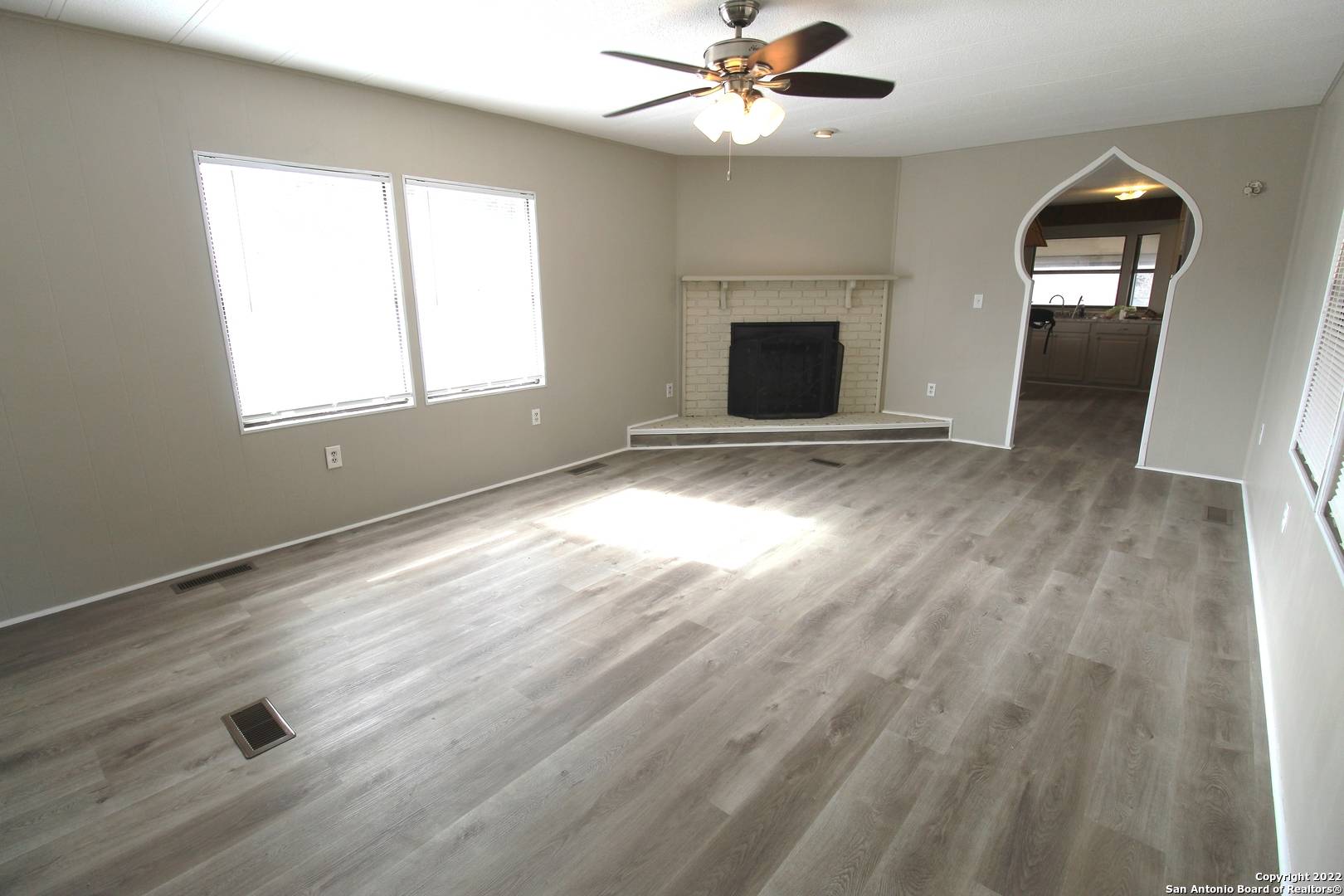 Lakehills, TX 78063,11330 FM 1283
