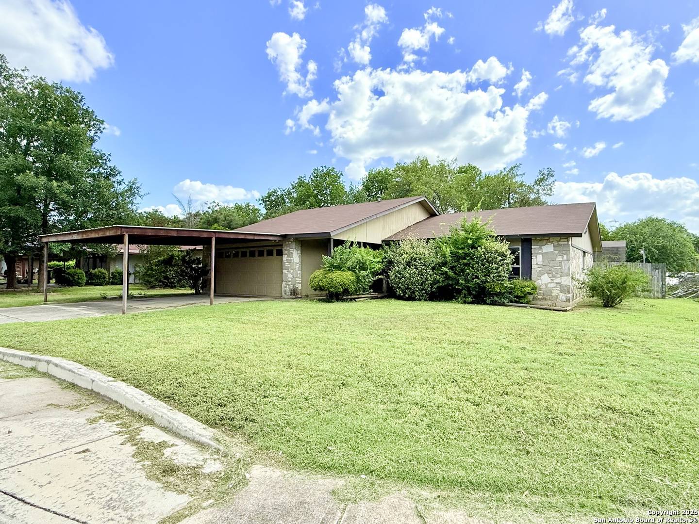 San Antonio, TX 78238,5731 Timber Bend