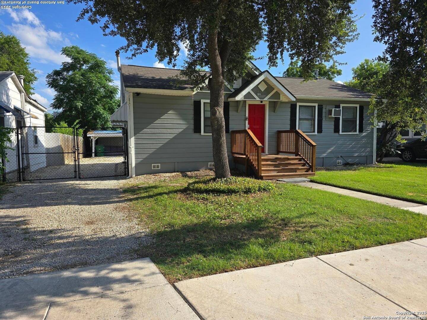 San Antonio, TX 78201,1614 Hollywood