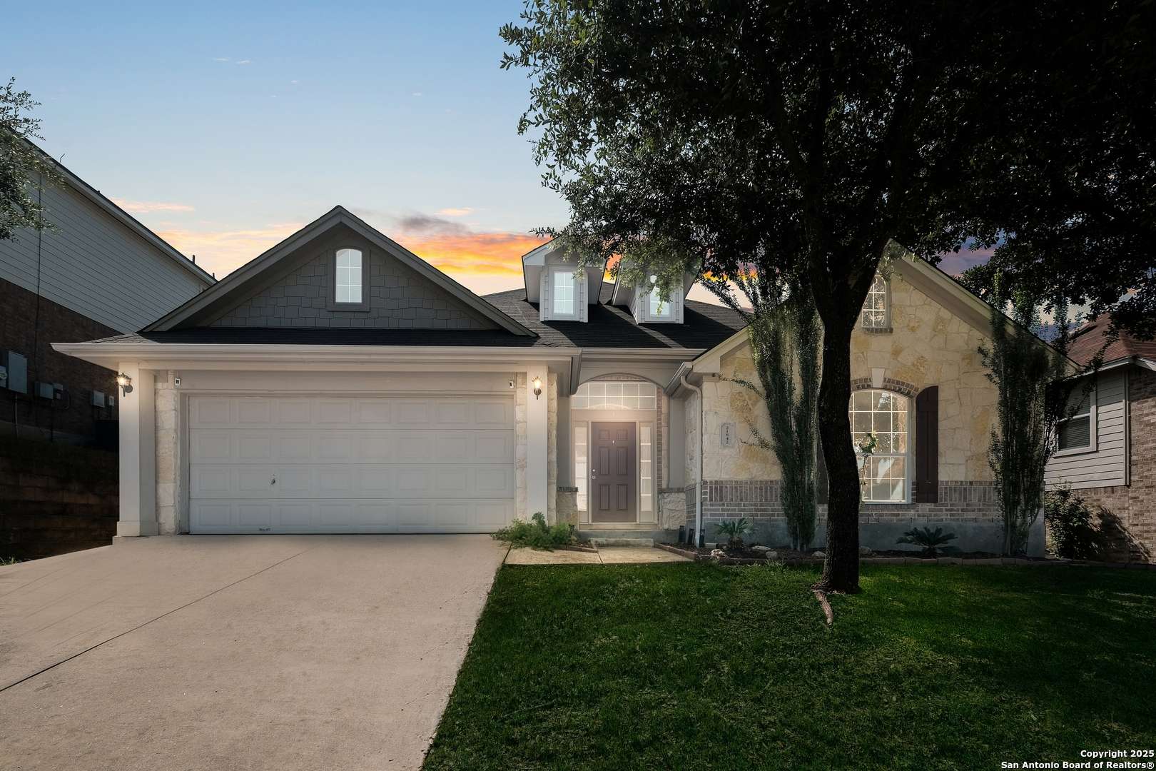 San Antonio, TX 78259,21842 Dolomite