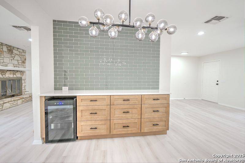 San Antonio, TX 78233,5831 Freemans Farm