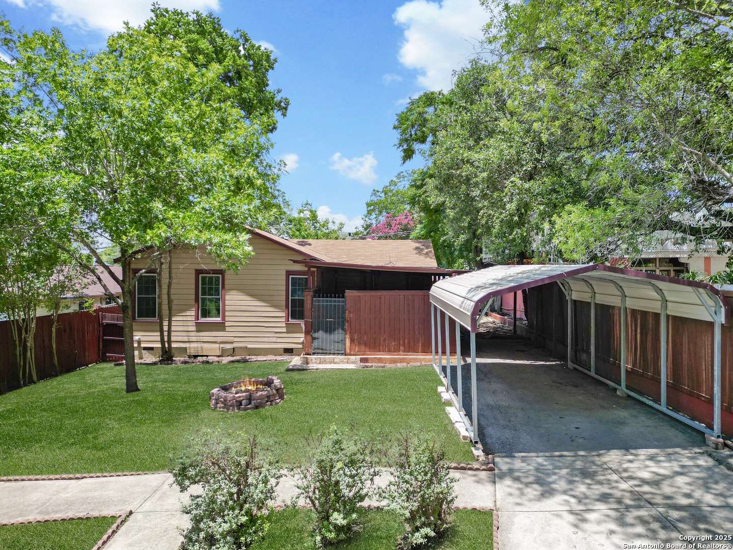 San Antonio, TX 78209,547 Queen Anne Ct