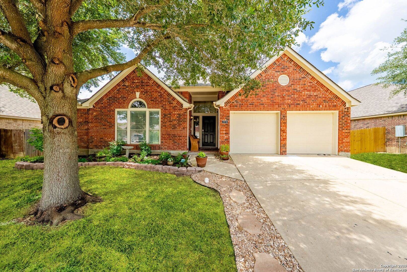 Seguin, TX 78155,2978 Palomino Pass
