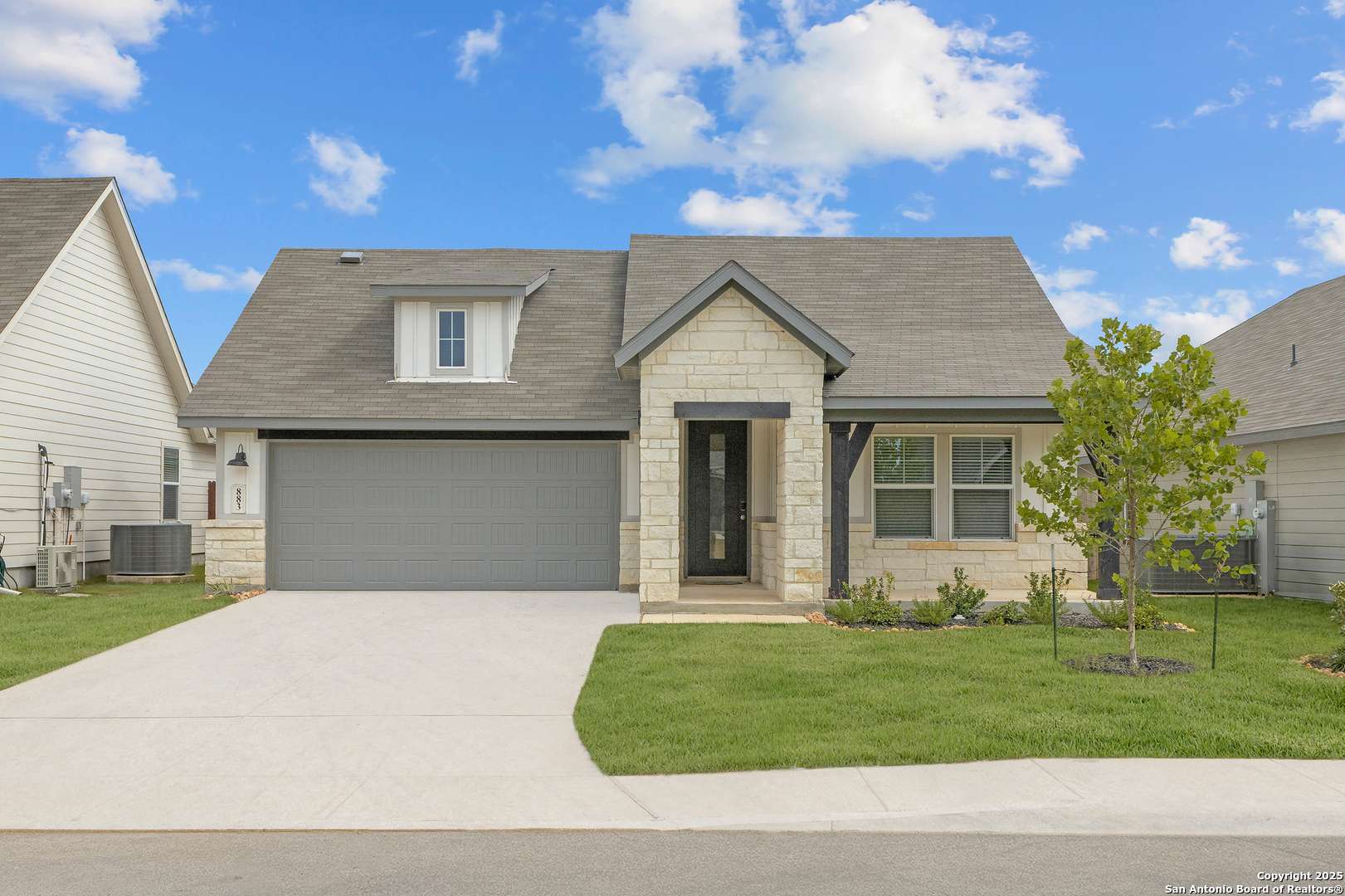 San Antonio, TX 78260,883 Black Horse Way