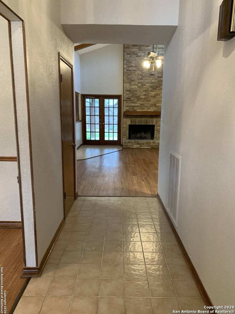 San Antonio, TX 78249-1456,4506 ROCK ELM WOODS