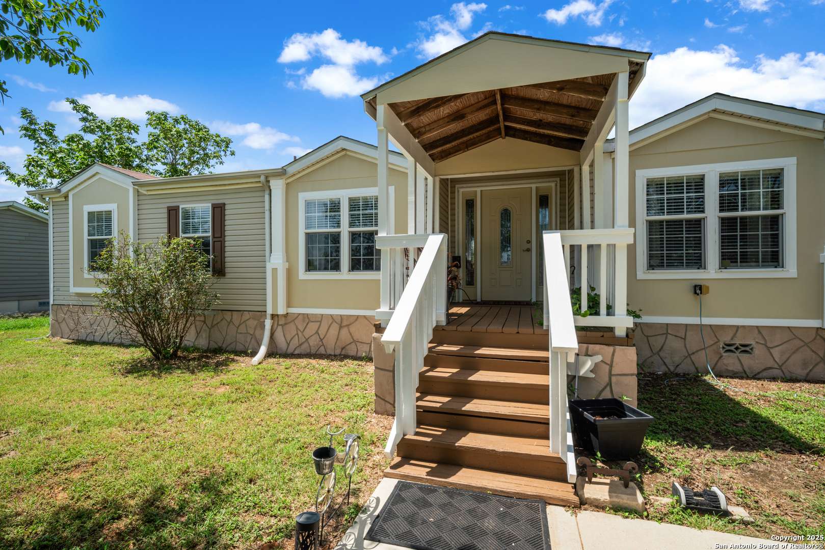 Adkins, TX 78101,11738 Haven Estates