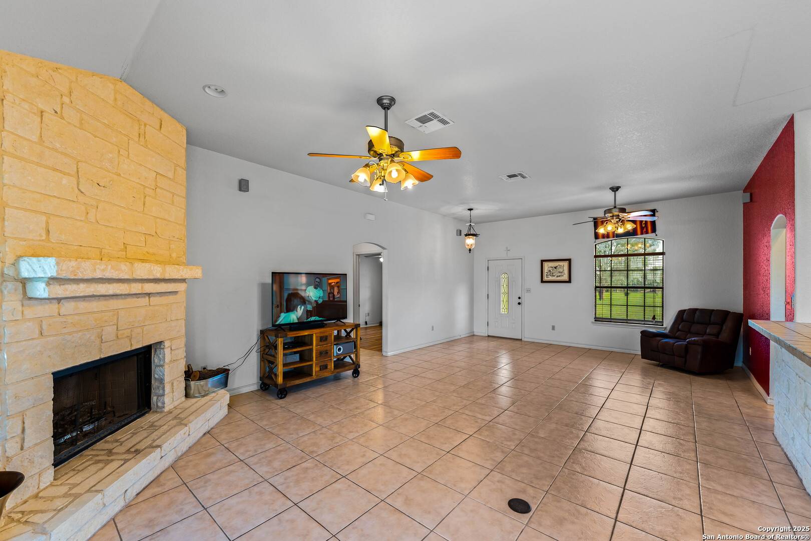 Adkins, TX 78101,12905 Pittman