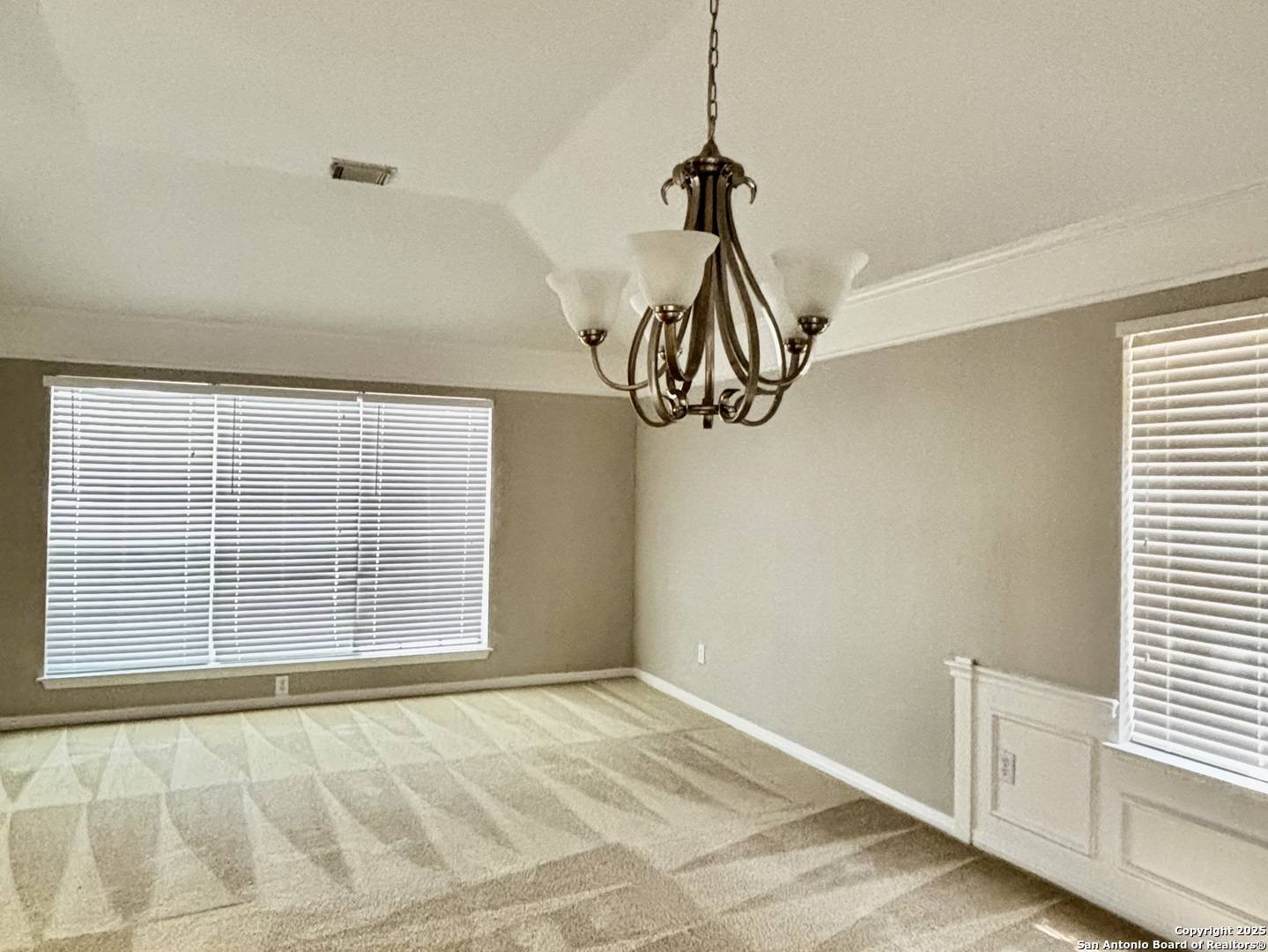 San Antonio, TX 78240,10462 Trailway Oak