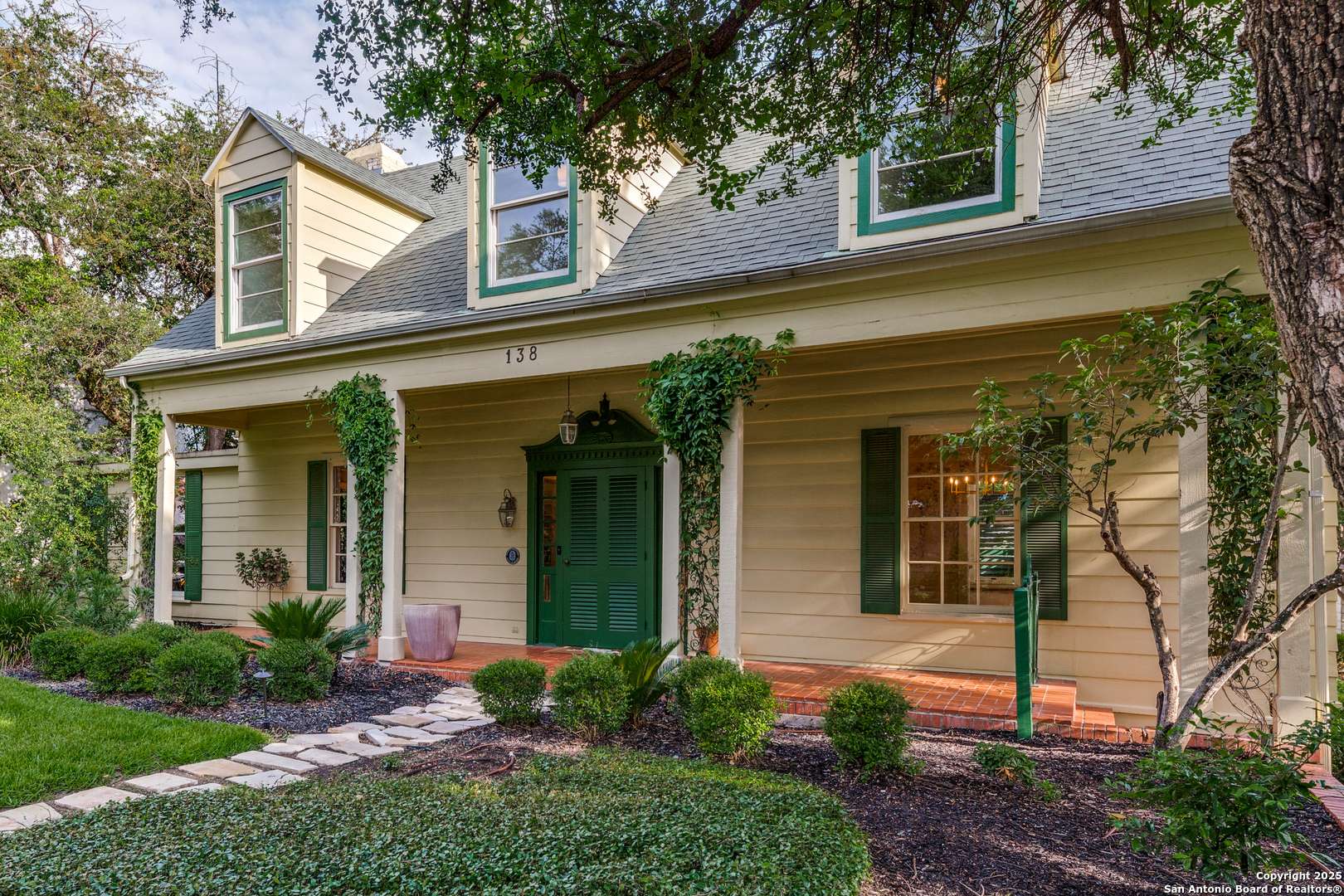 San Antonio, TX 78212,138 Laurel Heights
