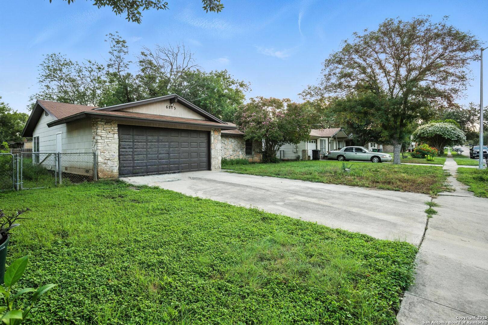 San Antonio, TX 78249,6815 Spring Lark