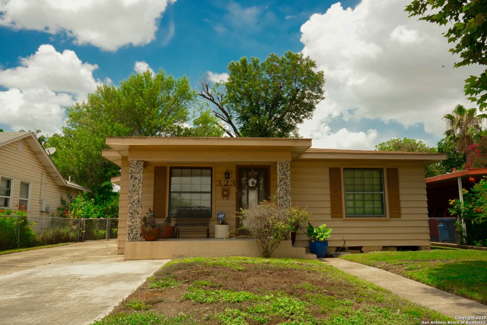 San Antonio, TX 78226,323 Pletz Dr