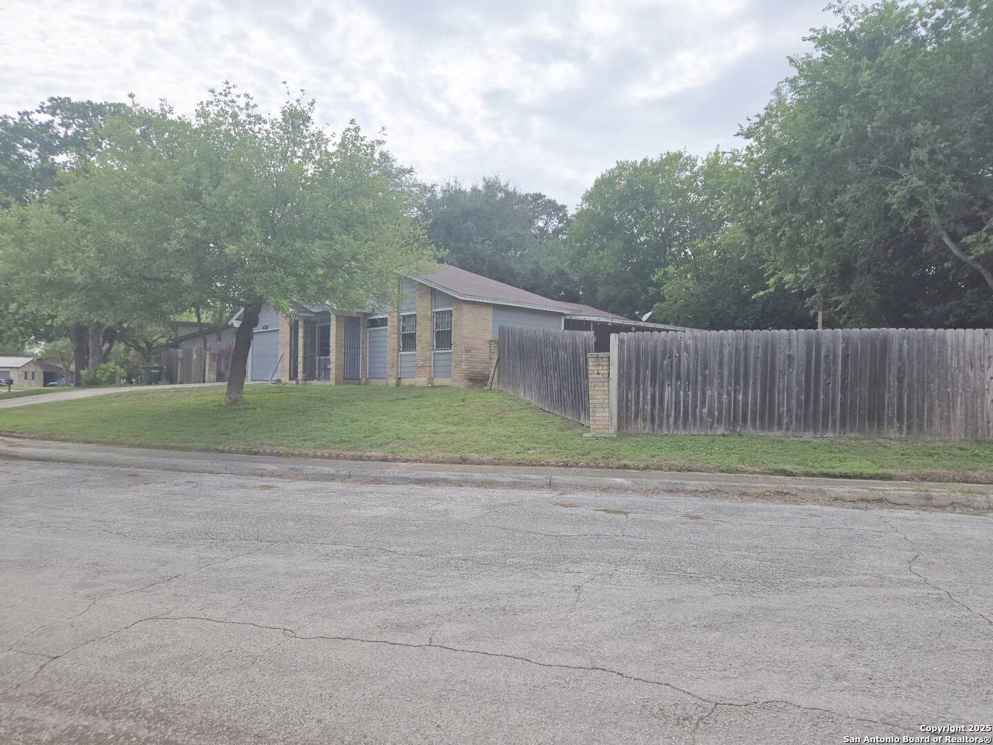 San Antonio, TX 78222,4319 Golden Spice