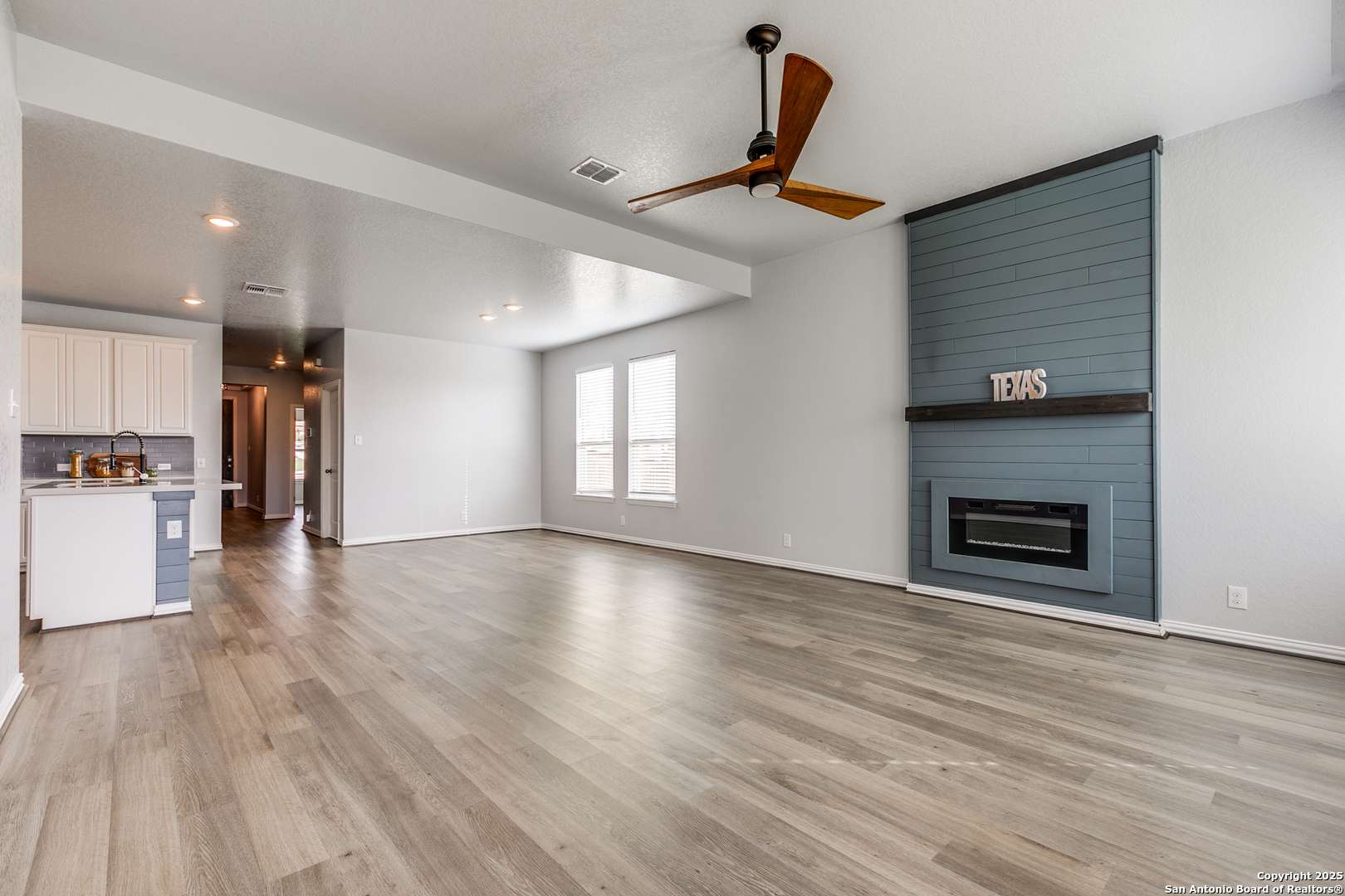 San Antonio, TX 78252,6604 Encore Oaks