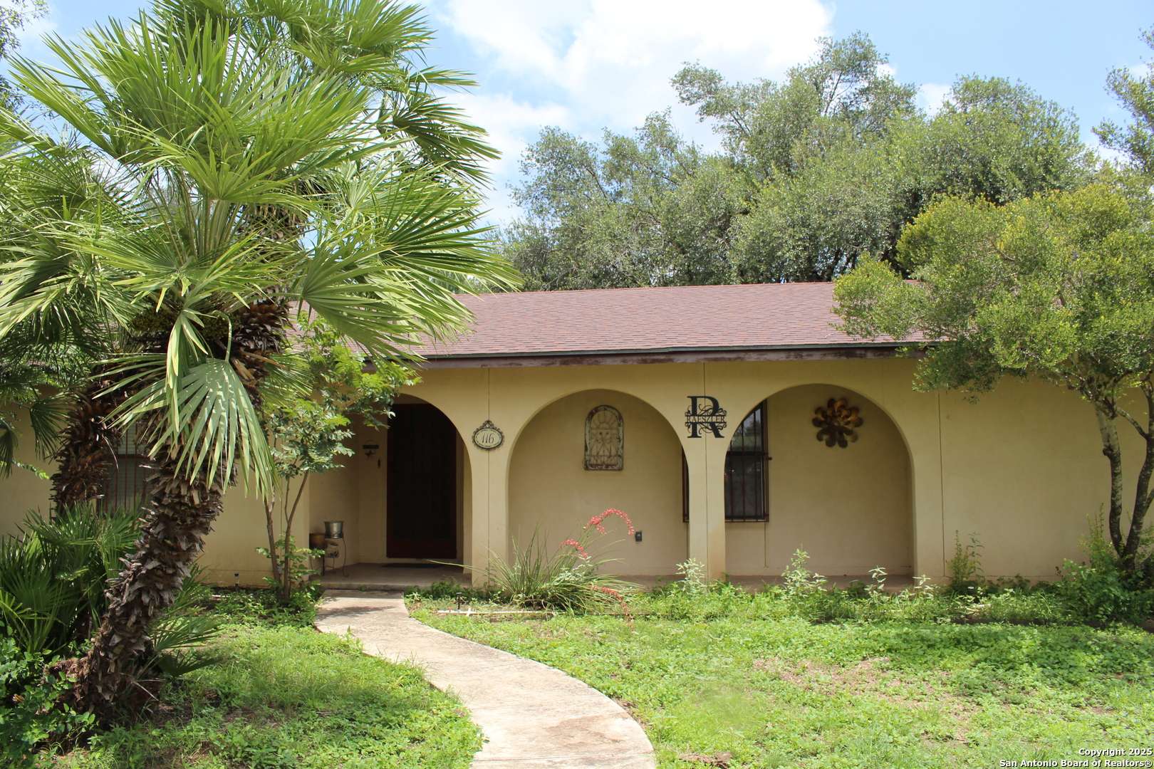 Uvalde, TX 78801,116 Bluebonnet Dr