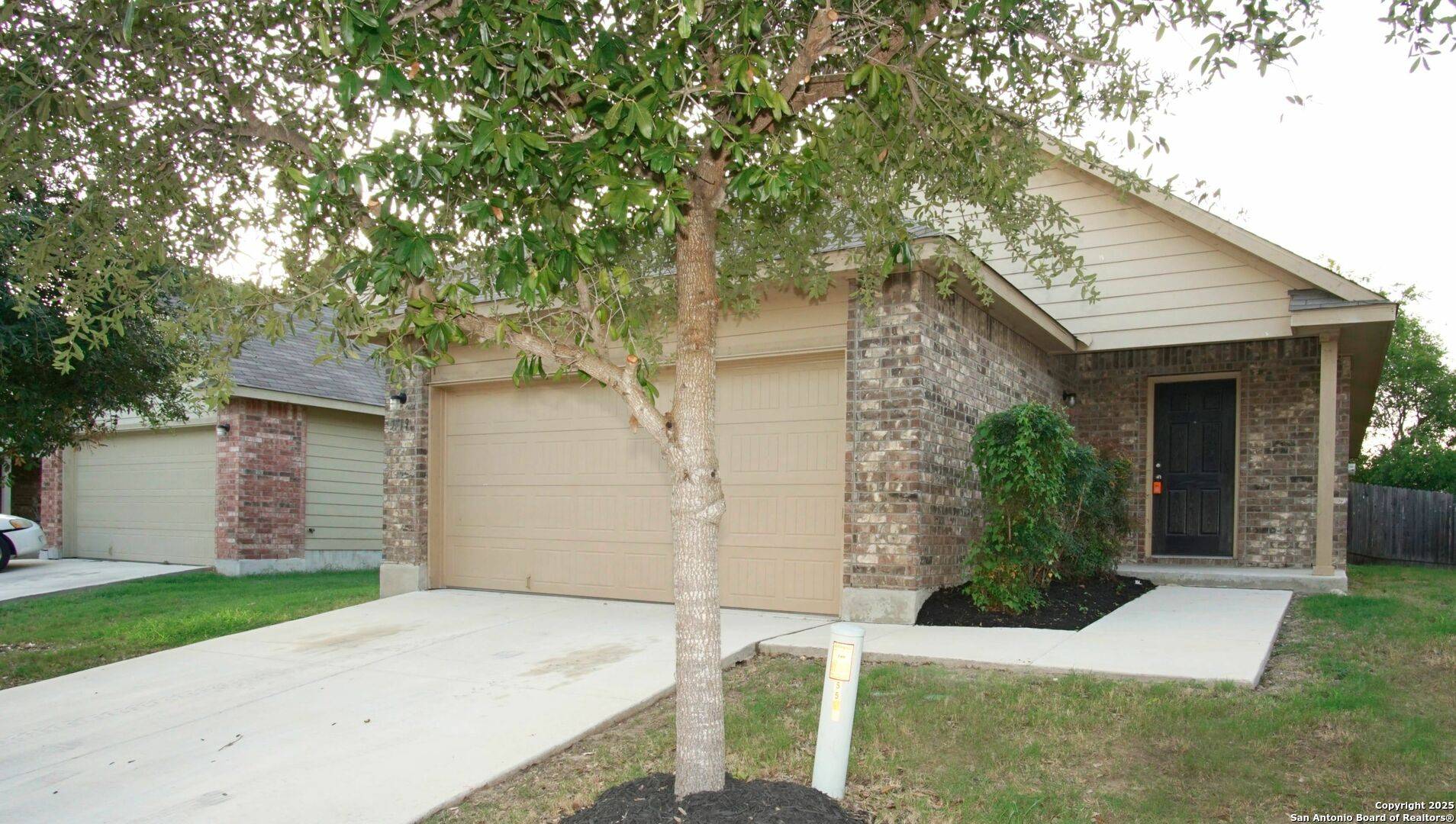 San Antonio, TX 78228,5519 Degan Way
