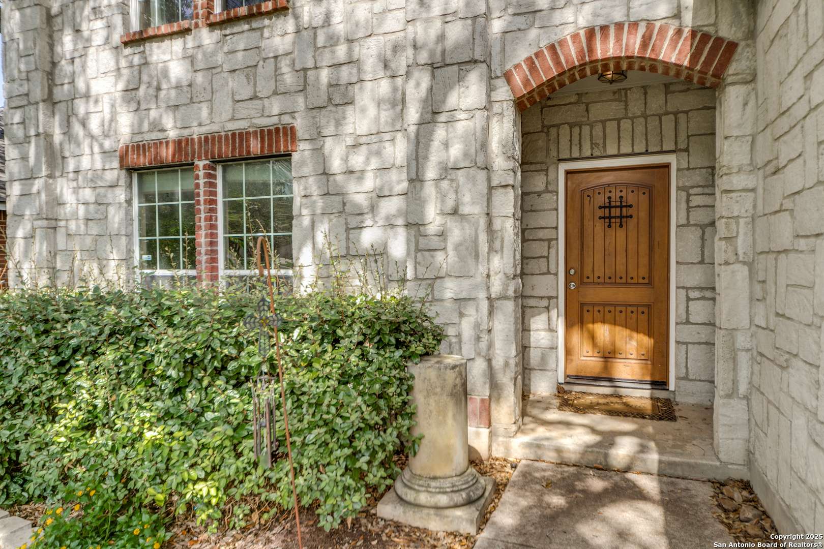 Helotes, TX 78023,15603 Luna Ridge
