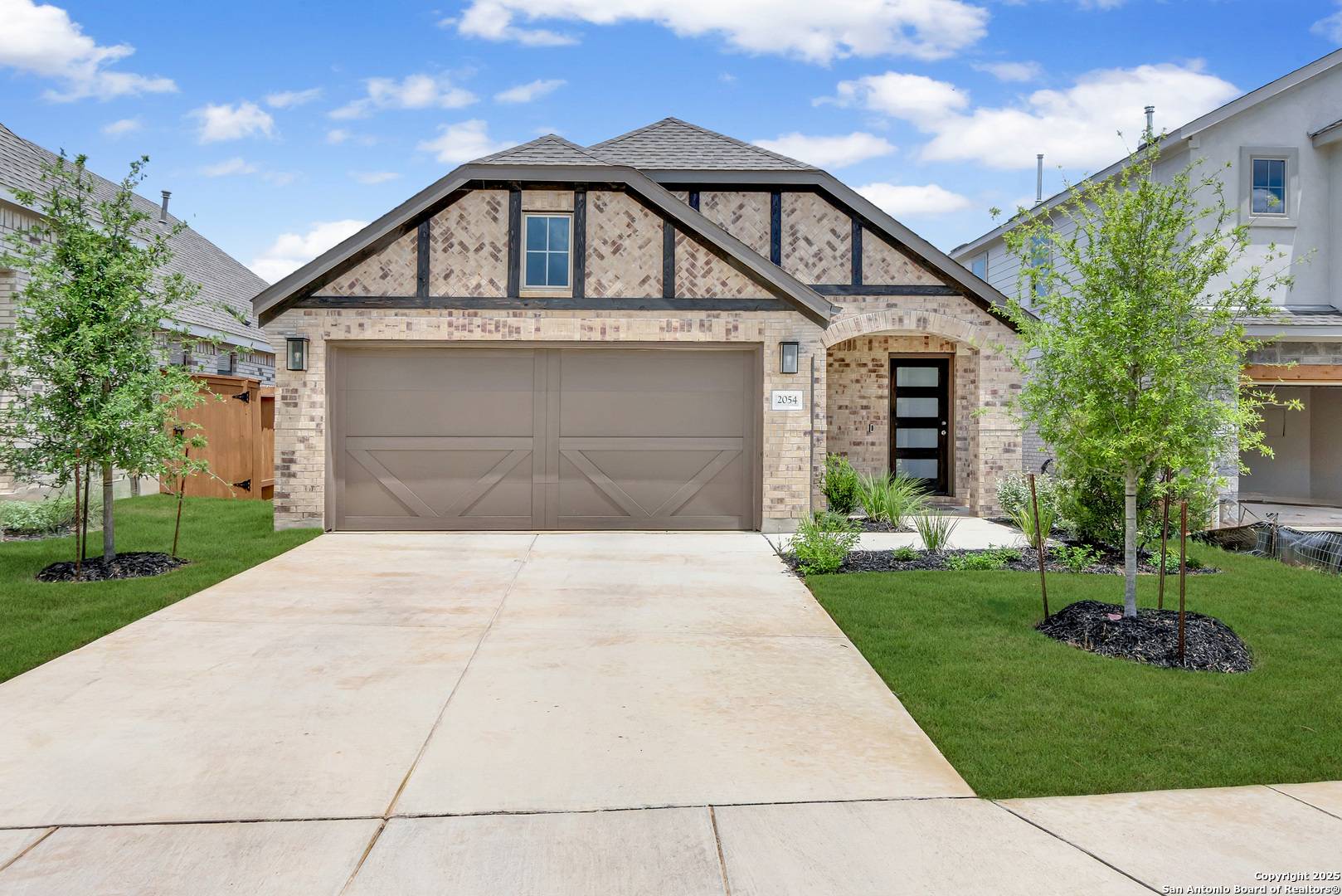 New Braunfels, TX 78132,2054 Flametree