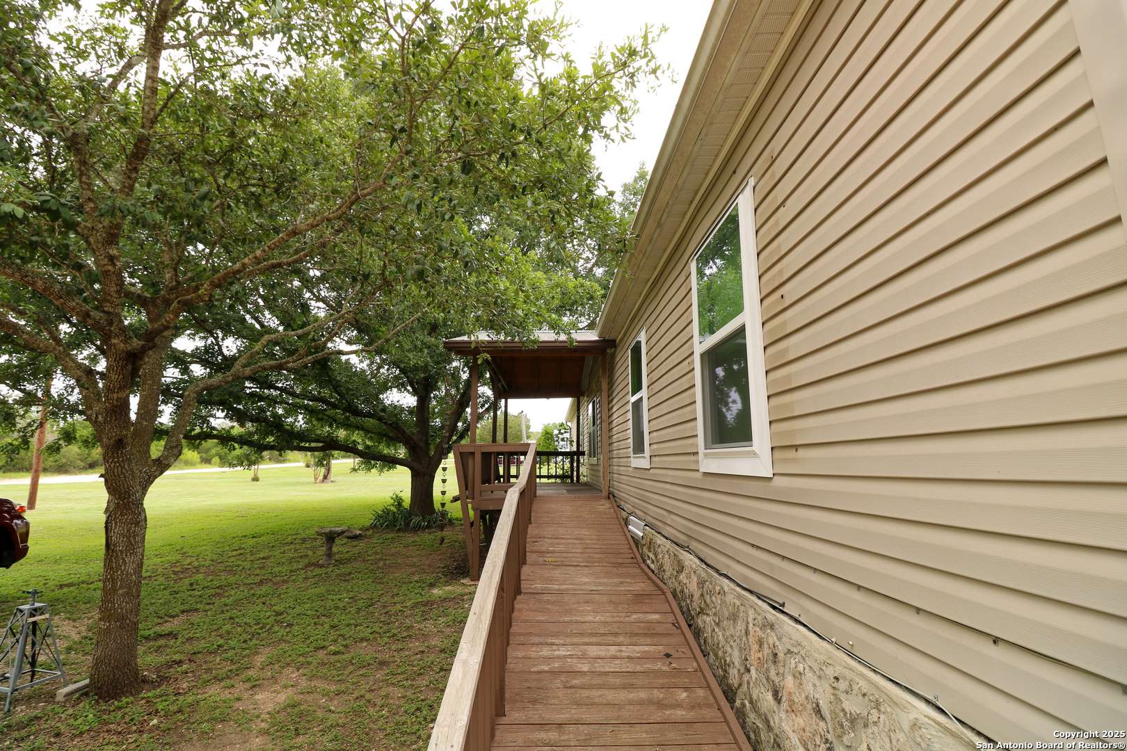 Center Point, TX 78010,121 Tremper Trl E