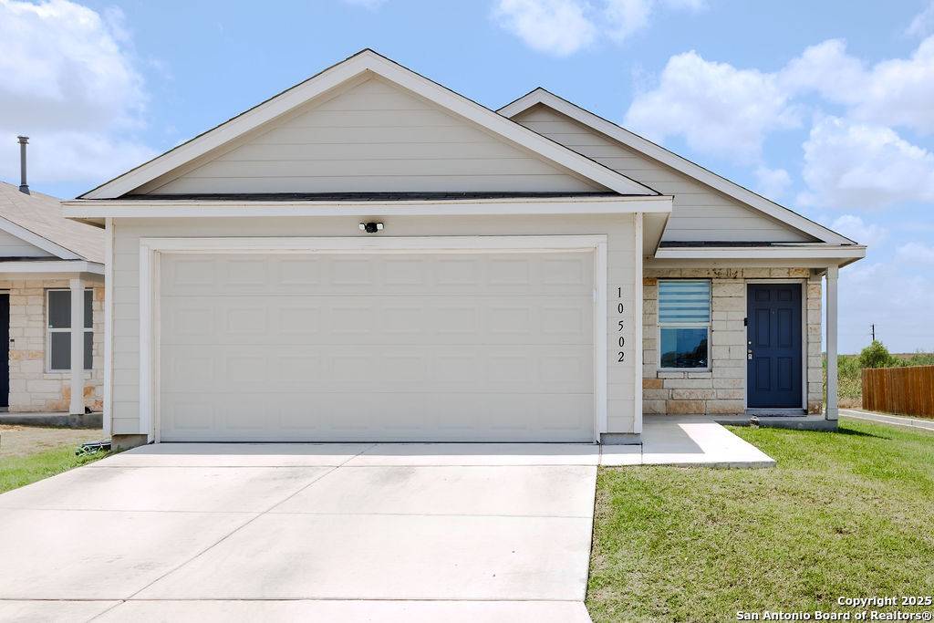 Converse, TX 78109,10502 Torroja Way