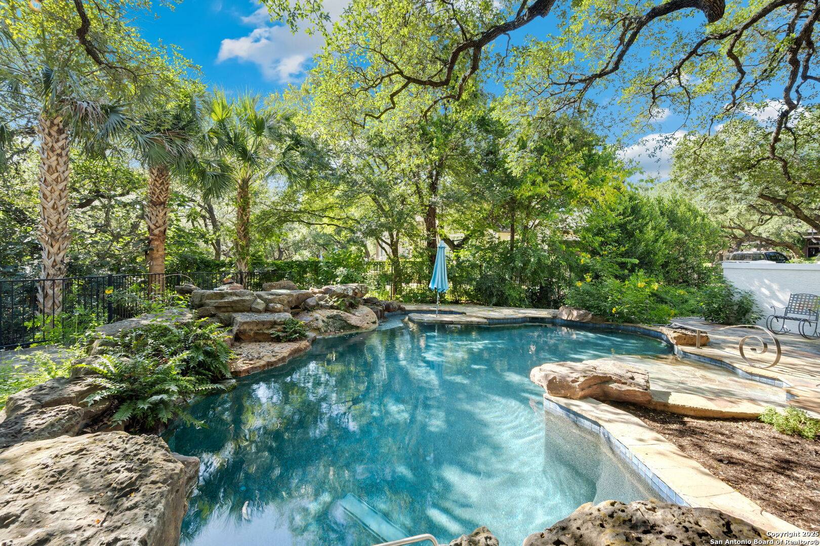 San Antonio, TX 78248,33 Sanctuary Dr.