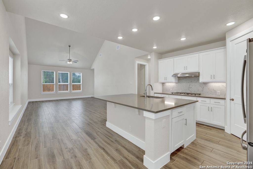 New Braunfels, TX 78130,1652 Gruene Pass