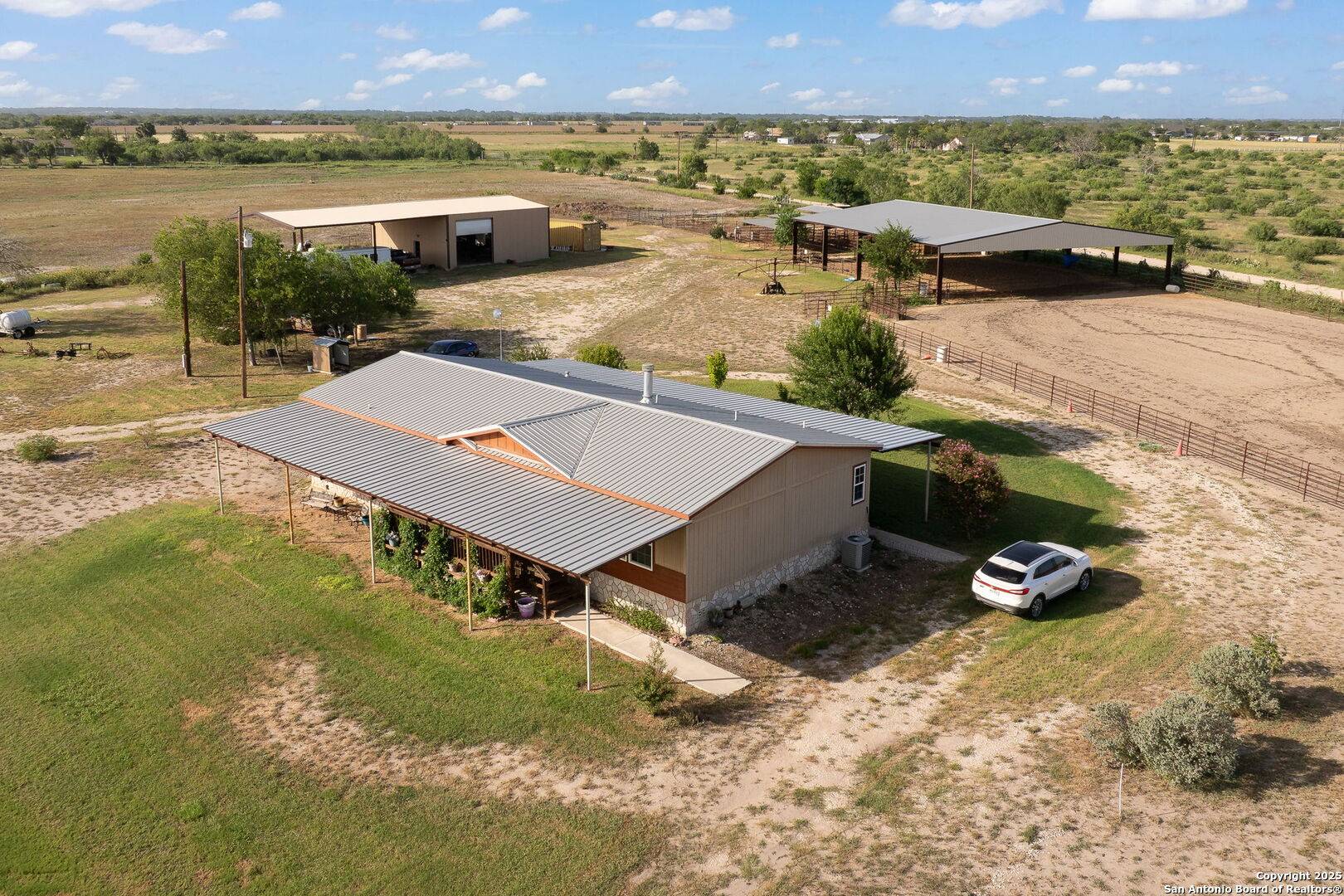 Natalia, TX 78059,18434 Fm 471