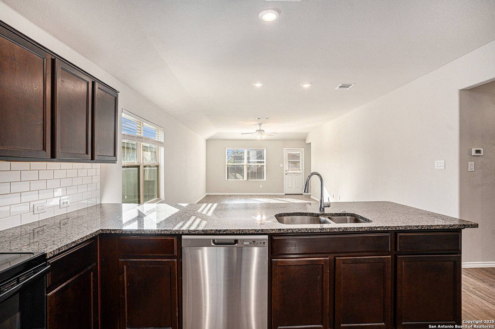 New Braunfels, TX 78130,156 Field Rdg