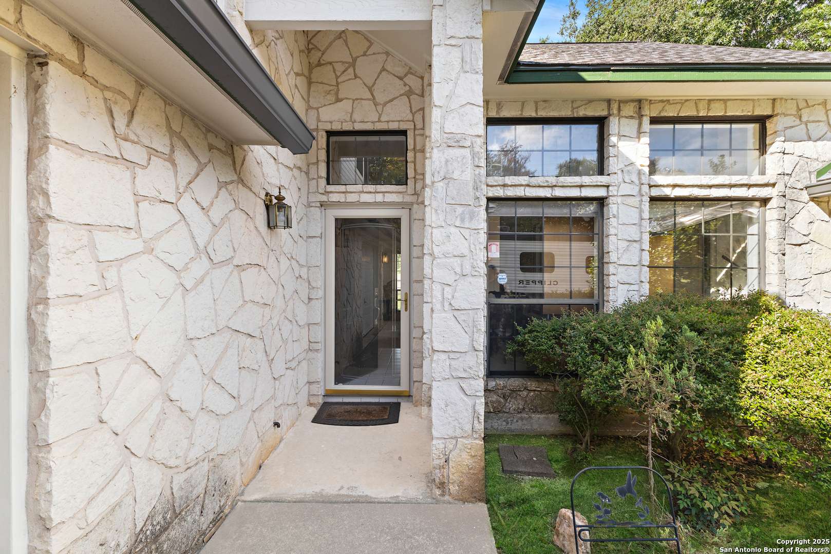 San Antonio, TX 78260,25735 Green River