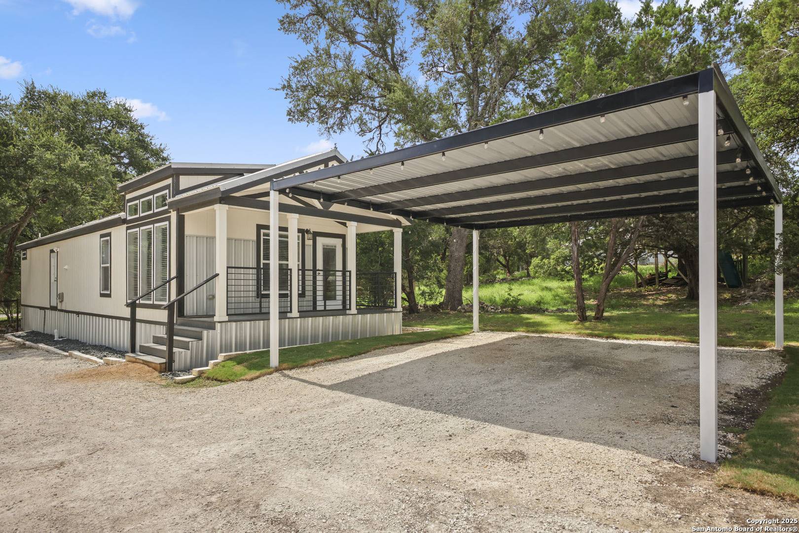 Spring Branch, TX 78070,940 Contour