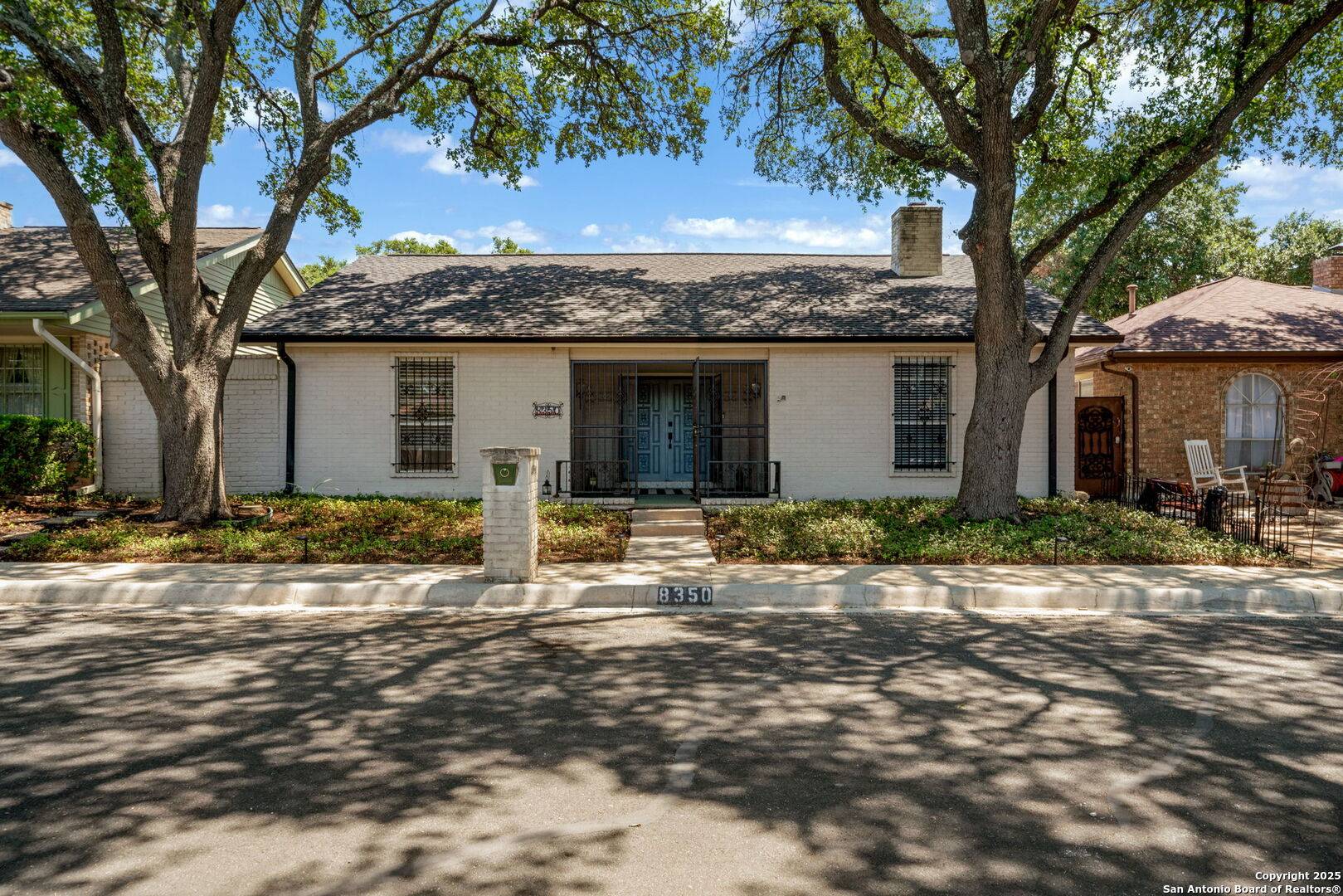 Windcrest, TX 78239,8350 Windway