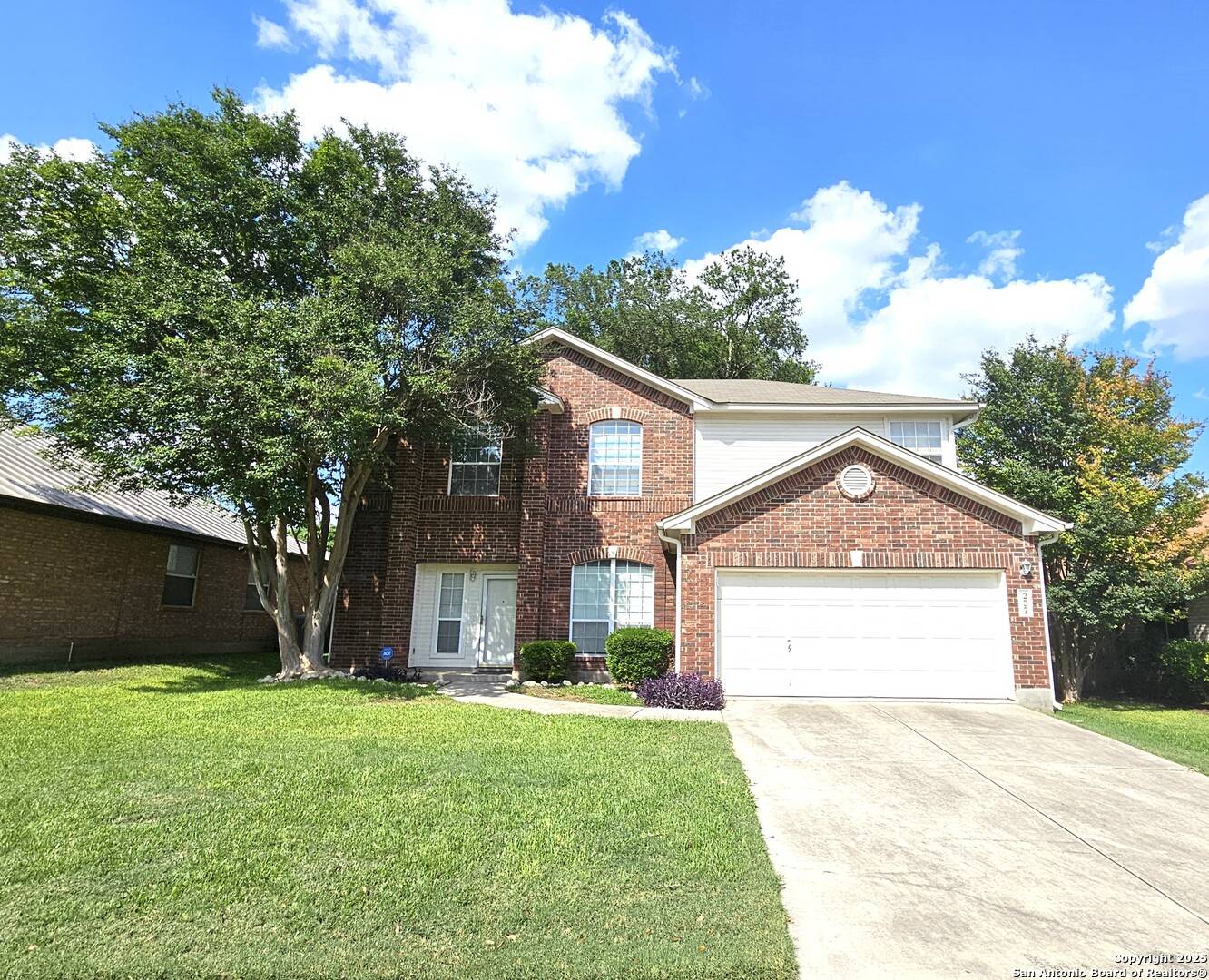 Cibolo, TX 78108,237 TAPWOOD LN