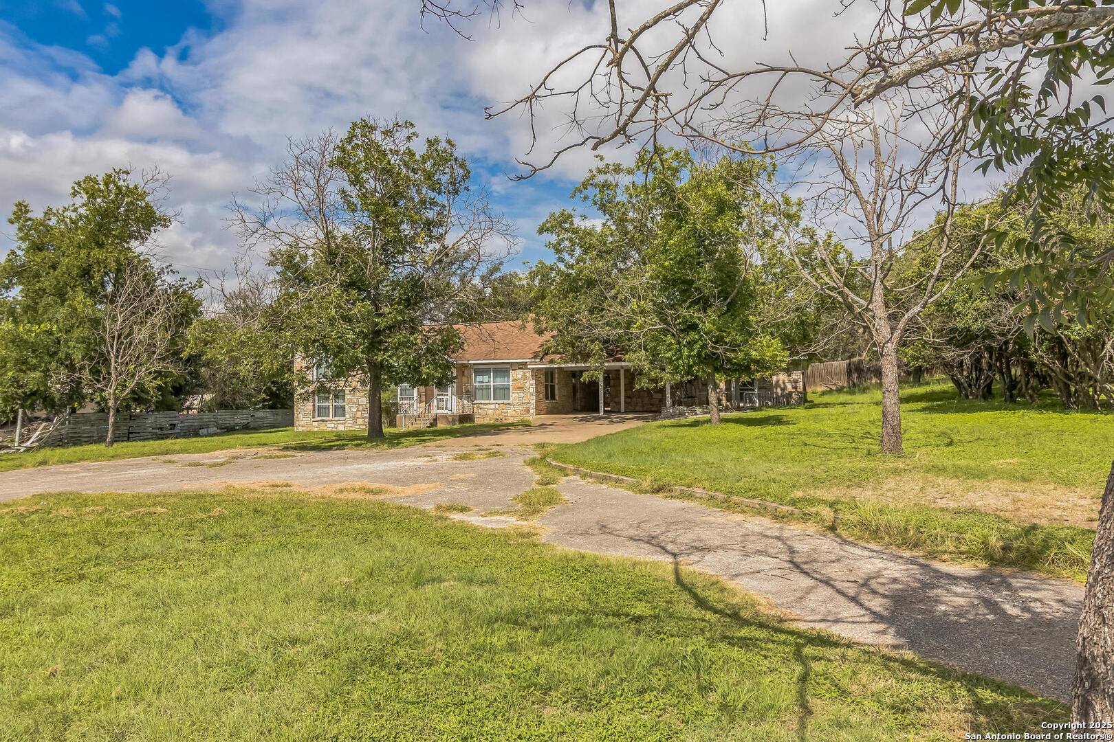 Ingram, TX 78025,505 Main