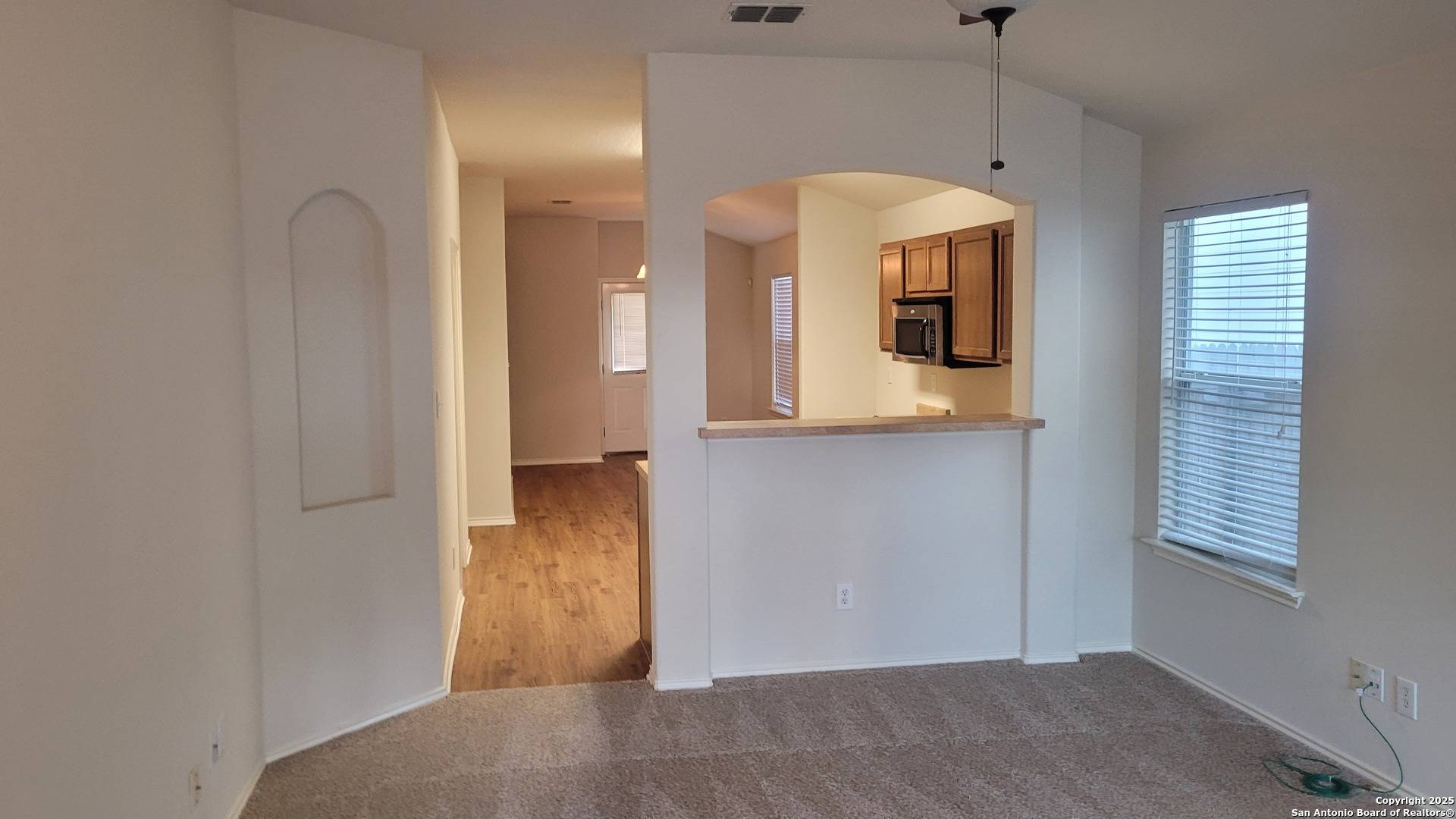 Converse, TX 78109,6635 Hartnet Fields