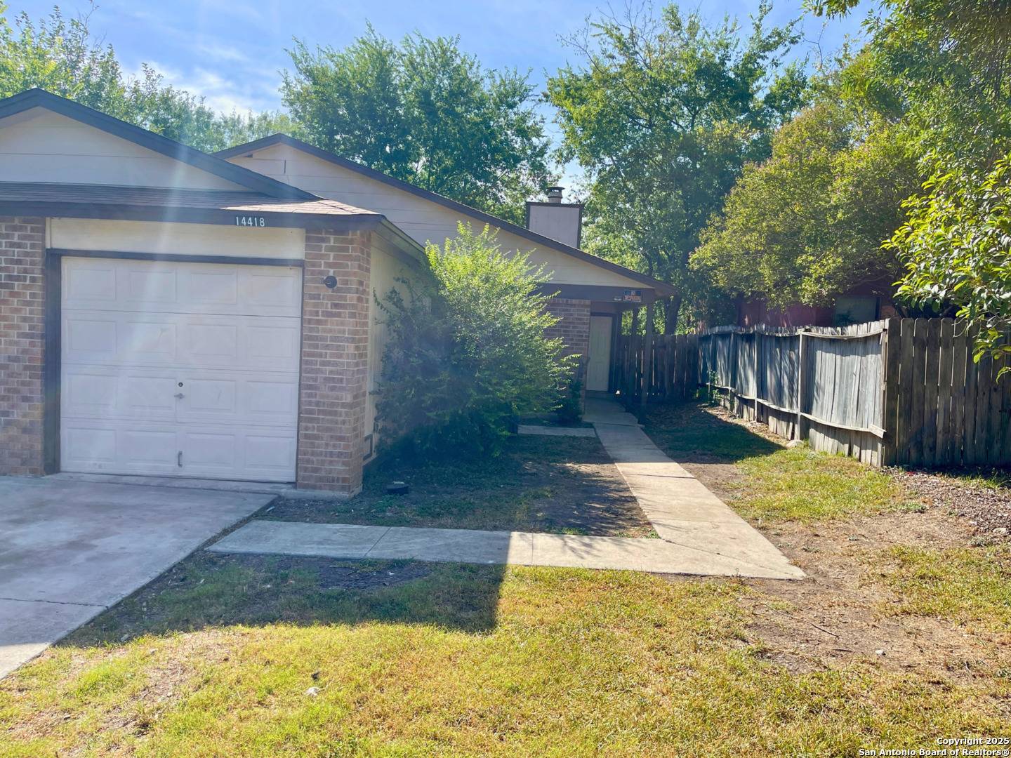San Antonio, TX 78233,14418 Waddesdon Bluff