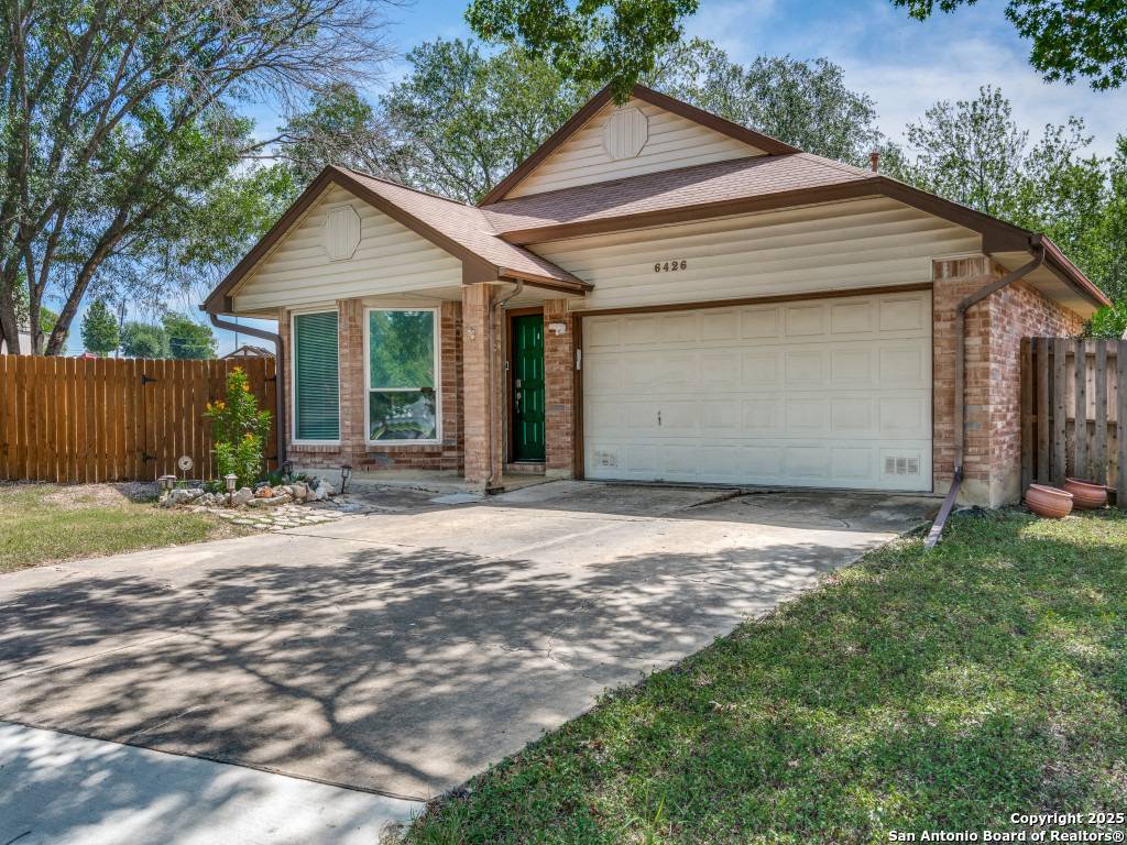 San Antonio, TX 78233,6426 Indian Run