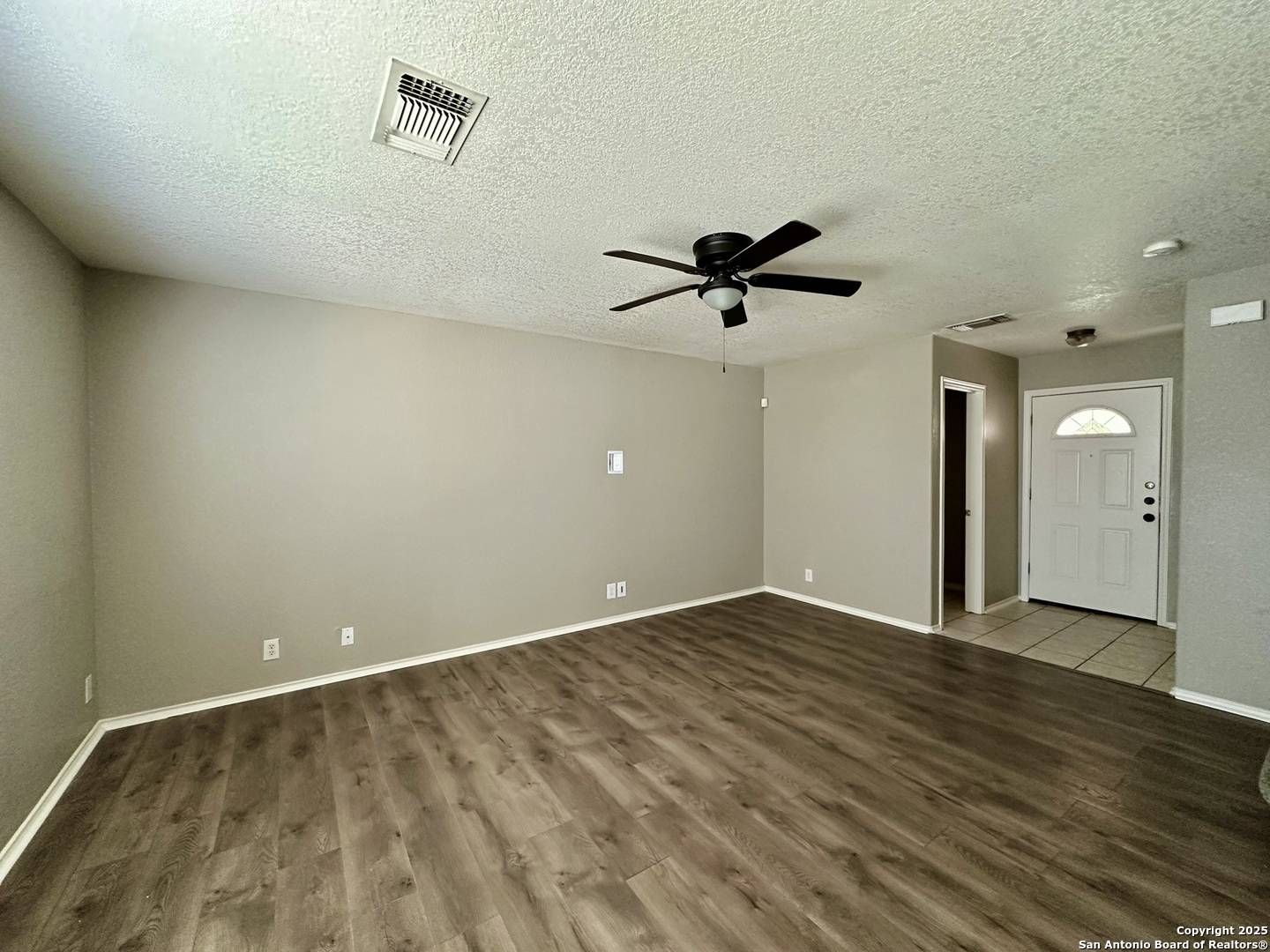 San Antonio, TX 78240,5403 Tomas Circle