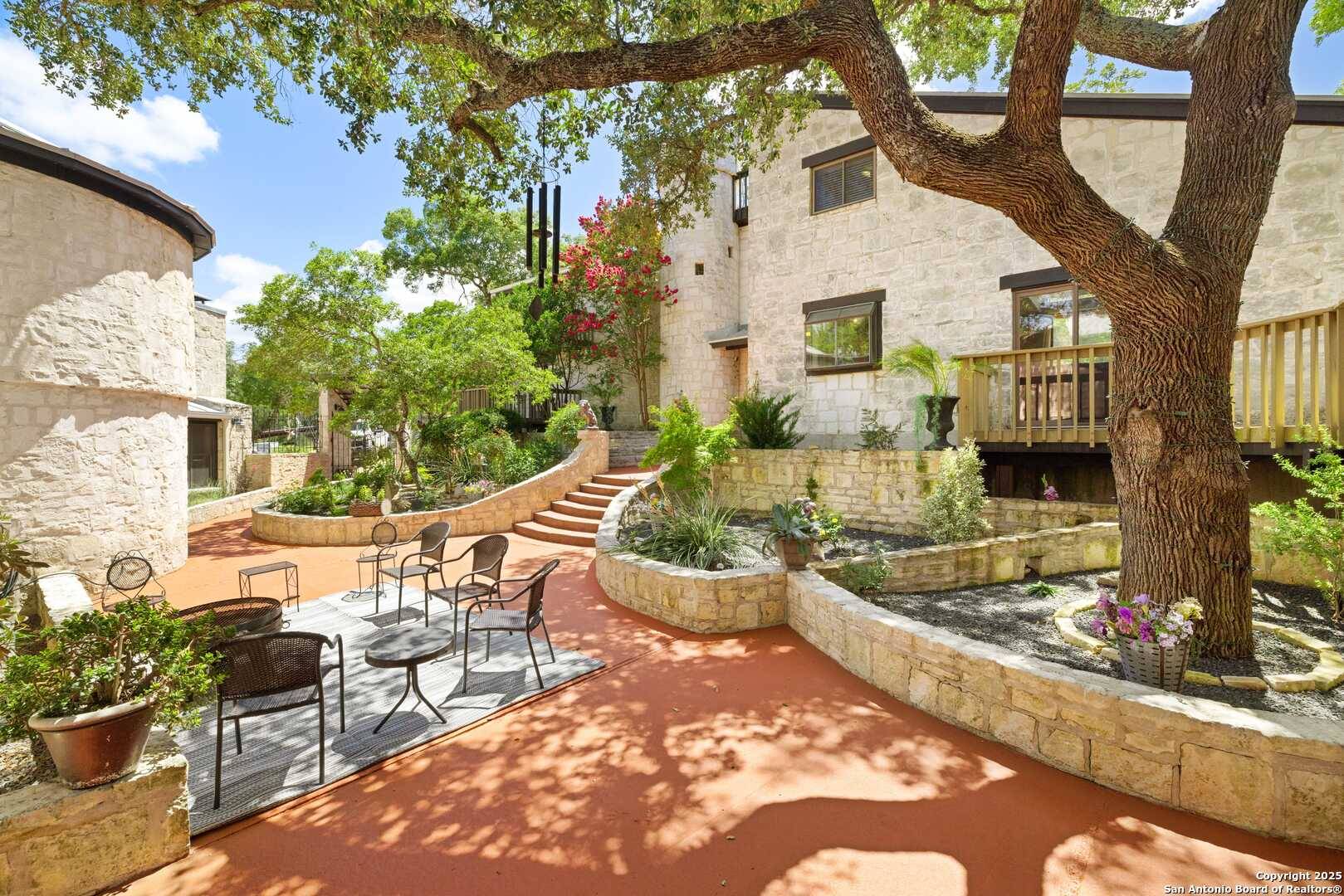 Kerrville, TX 78028,22 Indian Creek Loop