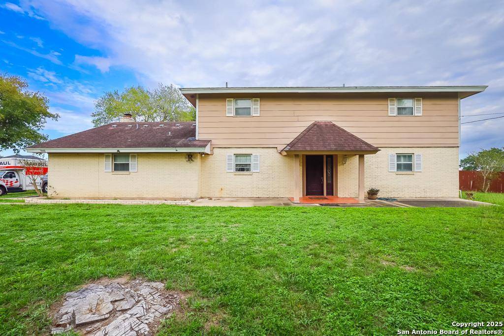 Beeville, TX 78102,1800 Jones