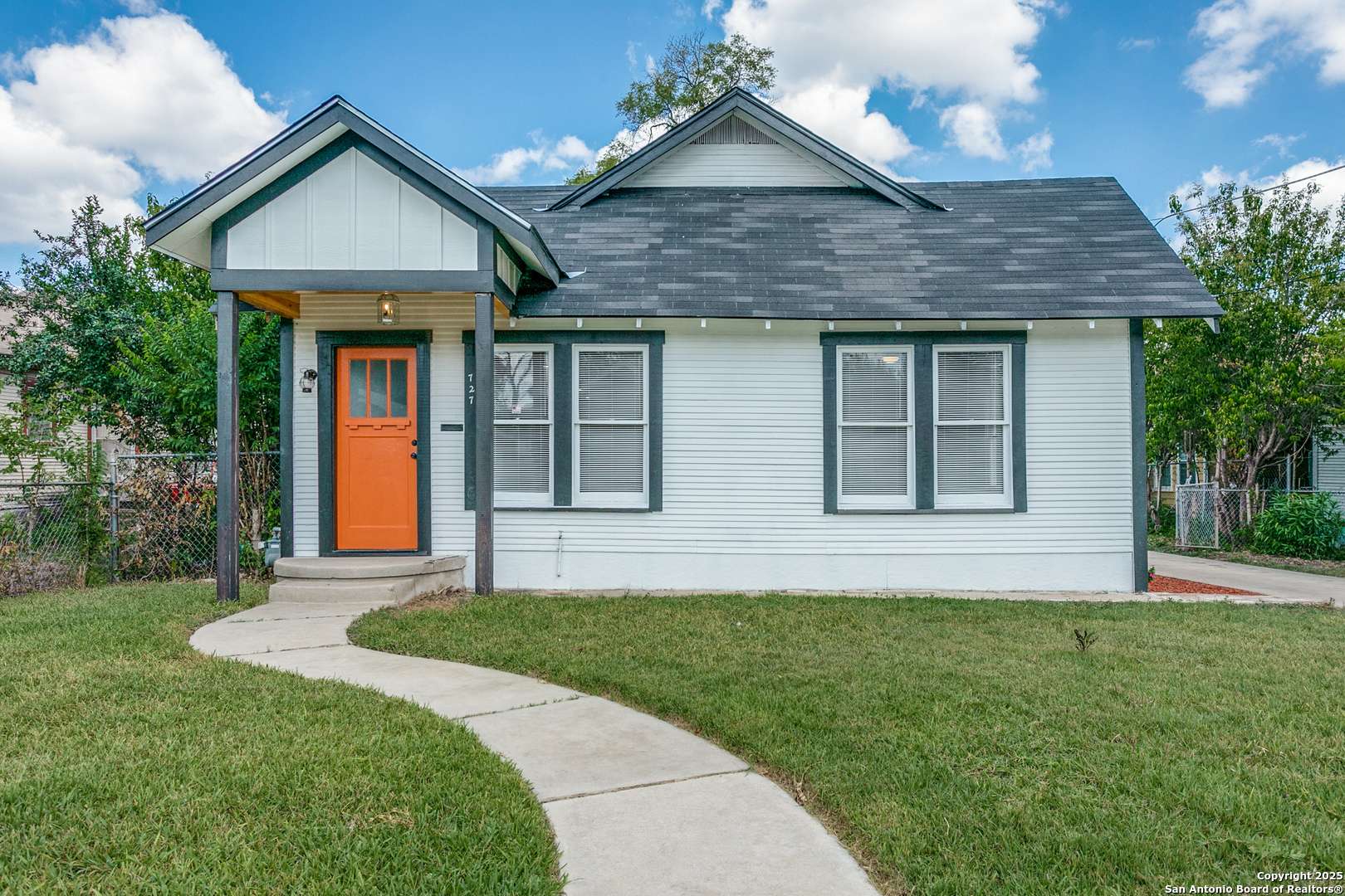 San Antonio, TX 78207,727 Menchaca
