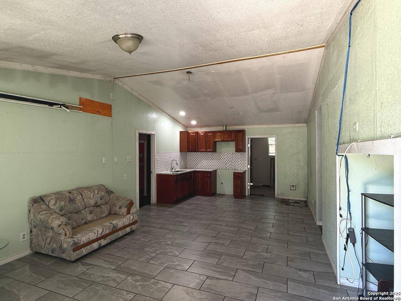 San Antonio, TX 78242,5411 Indian Desert