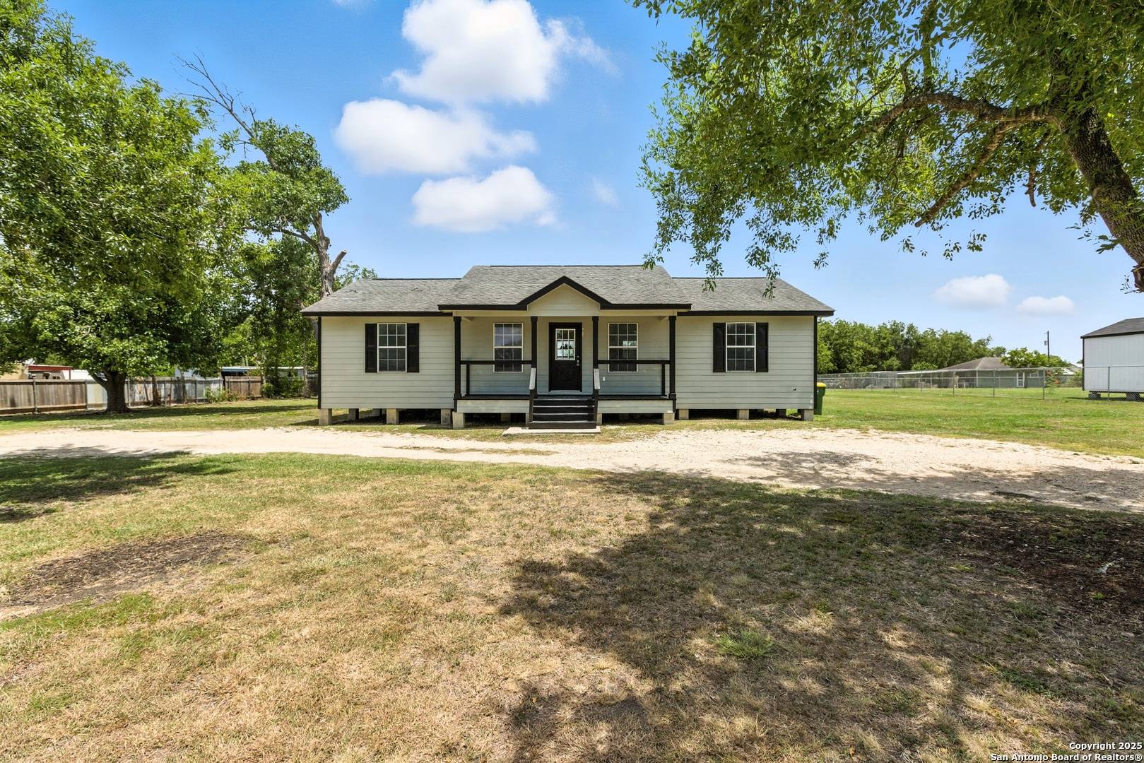 San Marcos, TX 78666,125 Saddlebow