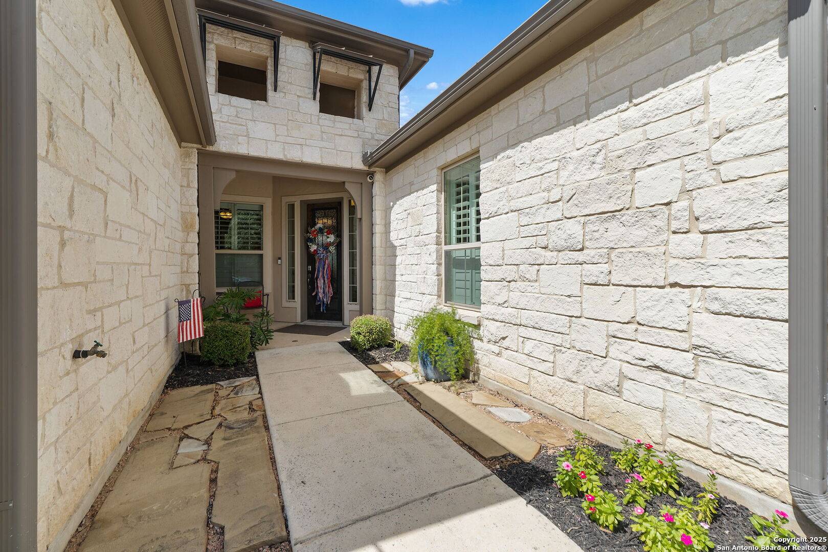 Boerne, TX 78006-8880,9931 BAREFOOT WAY