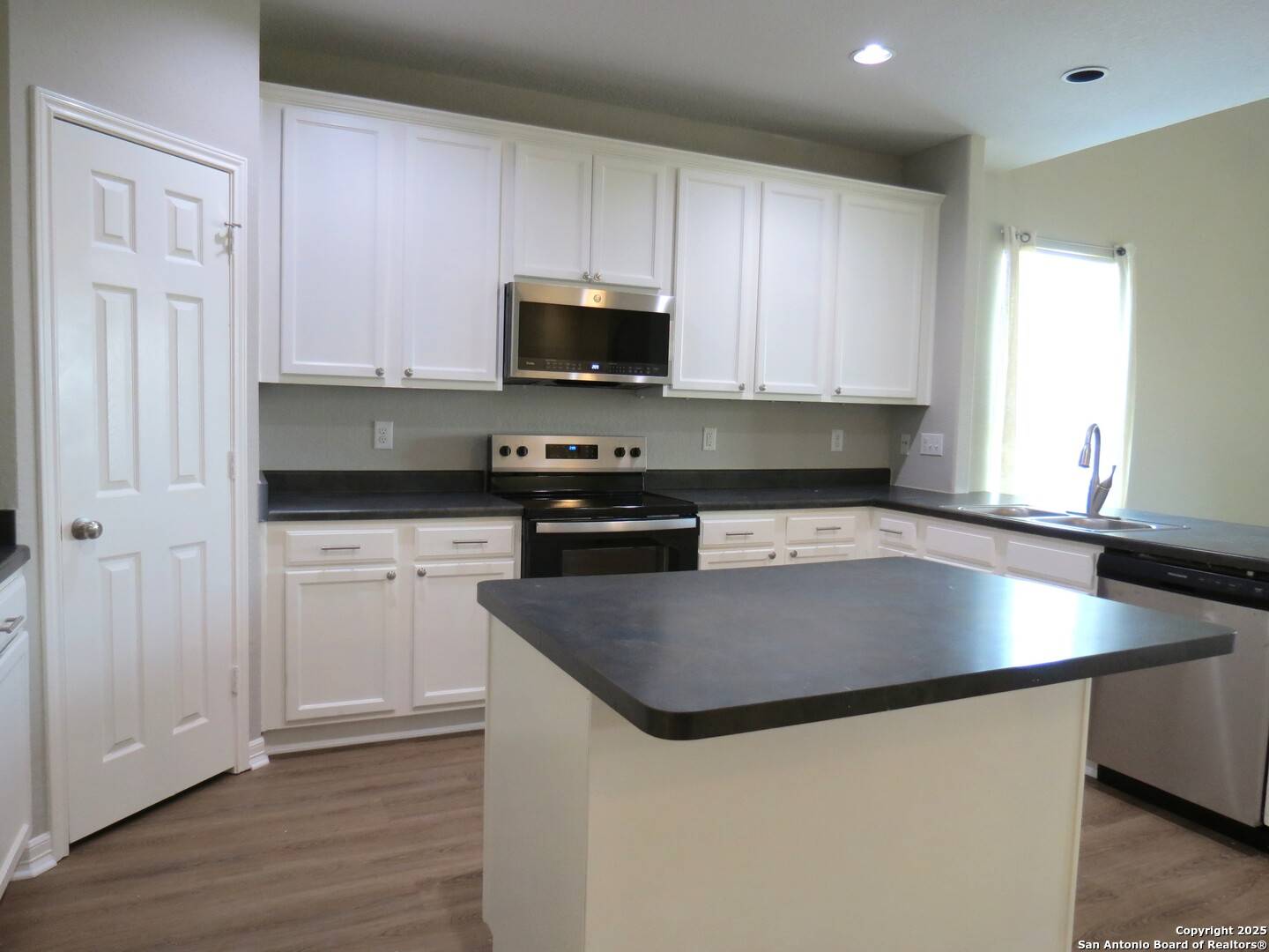 New Braunfels, TX 78132,342 Maple Way