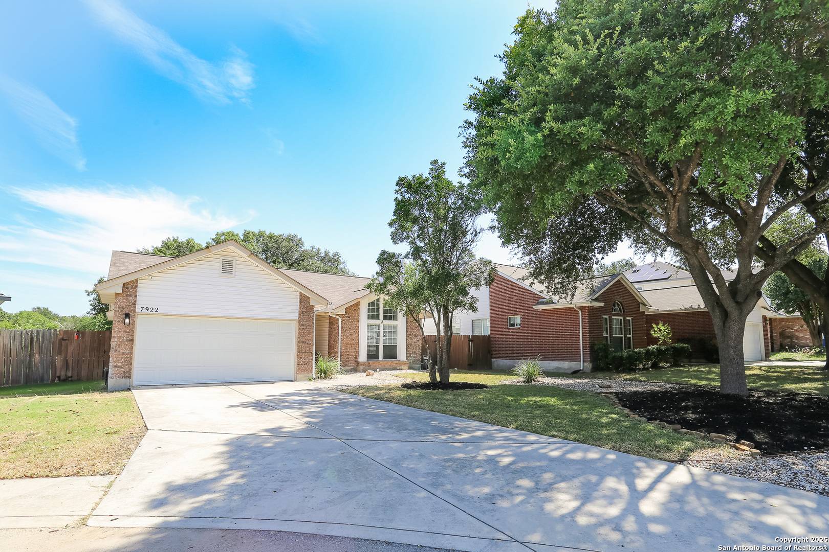 San Antonio, TX 78240,7922 Parkland Green