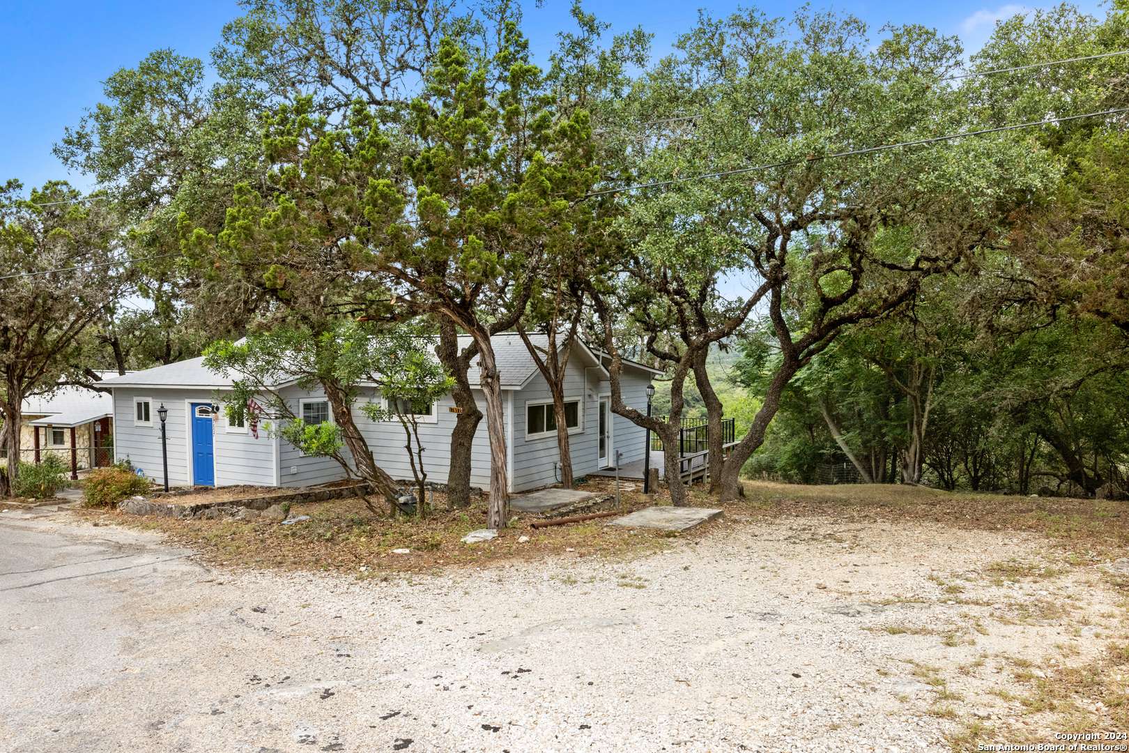 Helotes, TX 78023,17807 hilltop