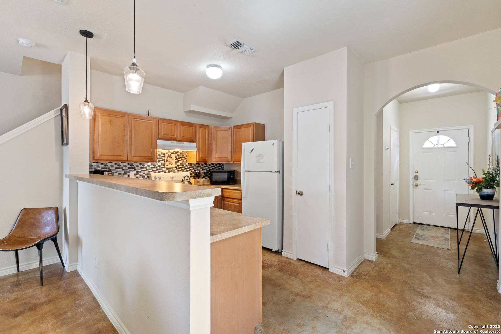 San Antonio, TX 78240,7807 Kingsbury Wood