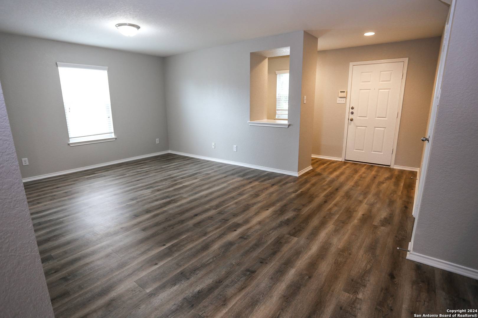 Cibolo, TX 78108,320 Gatewood Cliff