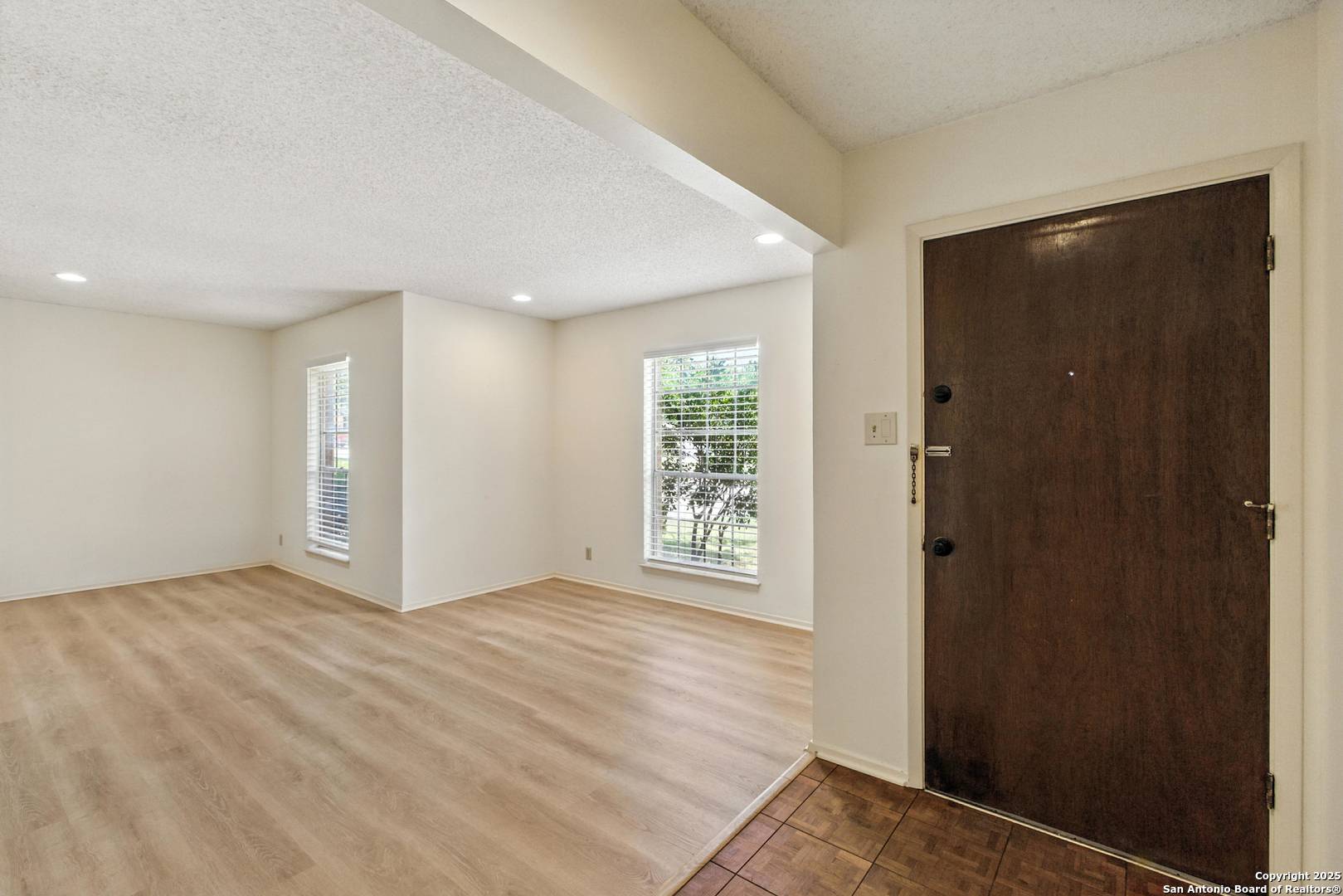 Universal City, TX 78148,106 Laural