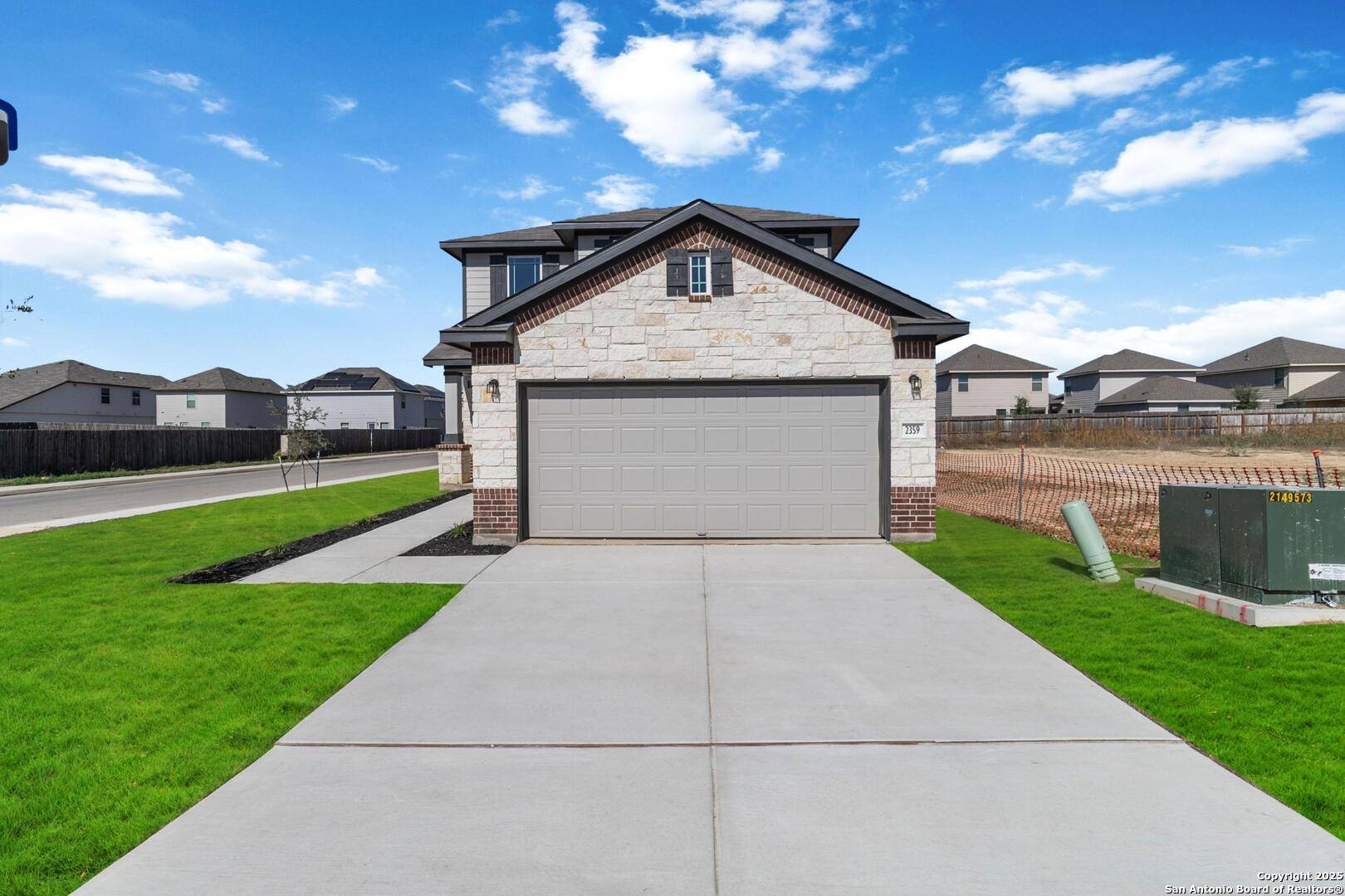 San Antonio, TX 78224,2359 Pink Pearl Drive